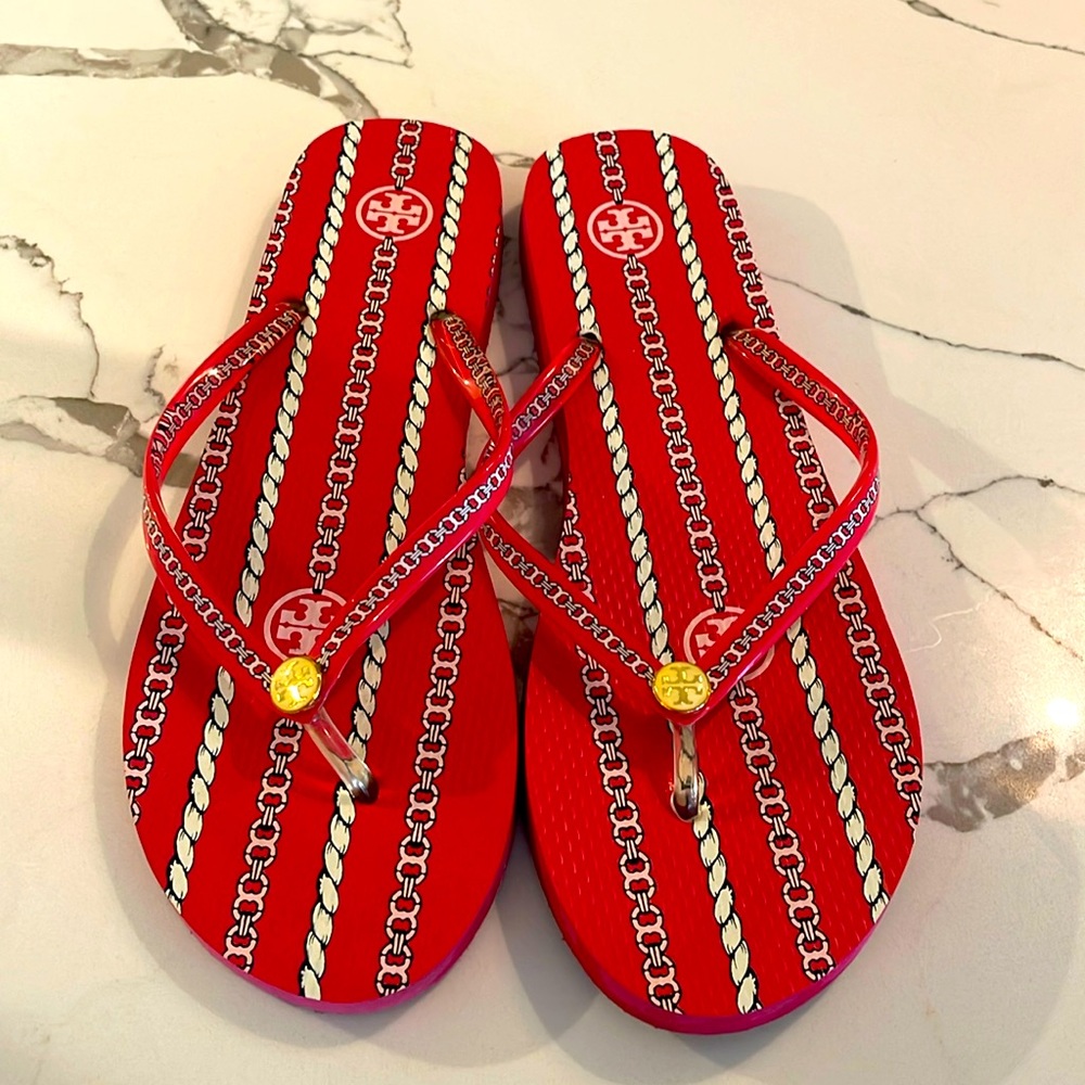 Tory Burch Gemini flip flops